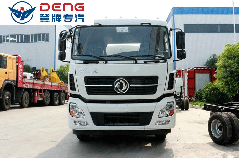 東風(fēng)天龍灑水車18-22方_13