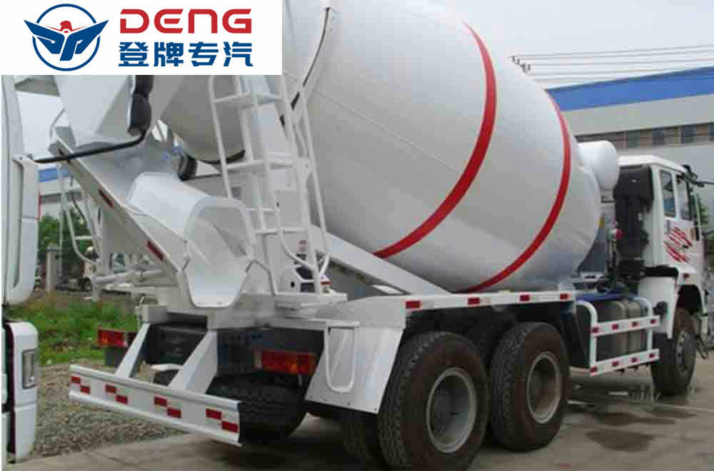 福田時(shí)代2方攪拌車(chē)_07