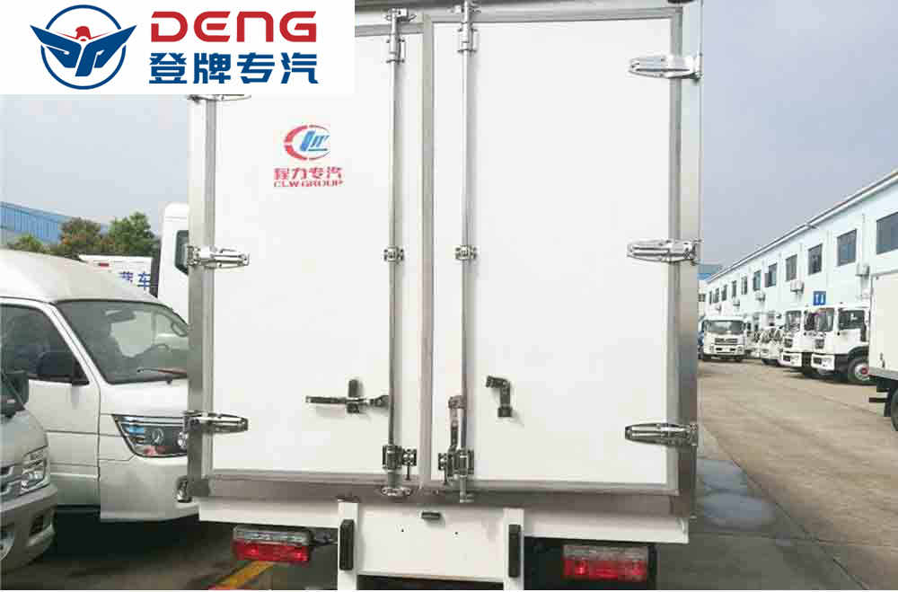 東風(fēng)小多利卡CLW5040XLC5冷藏車(chē)_11