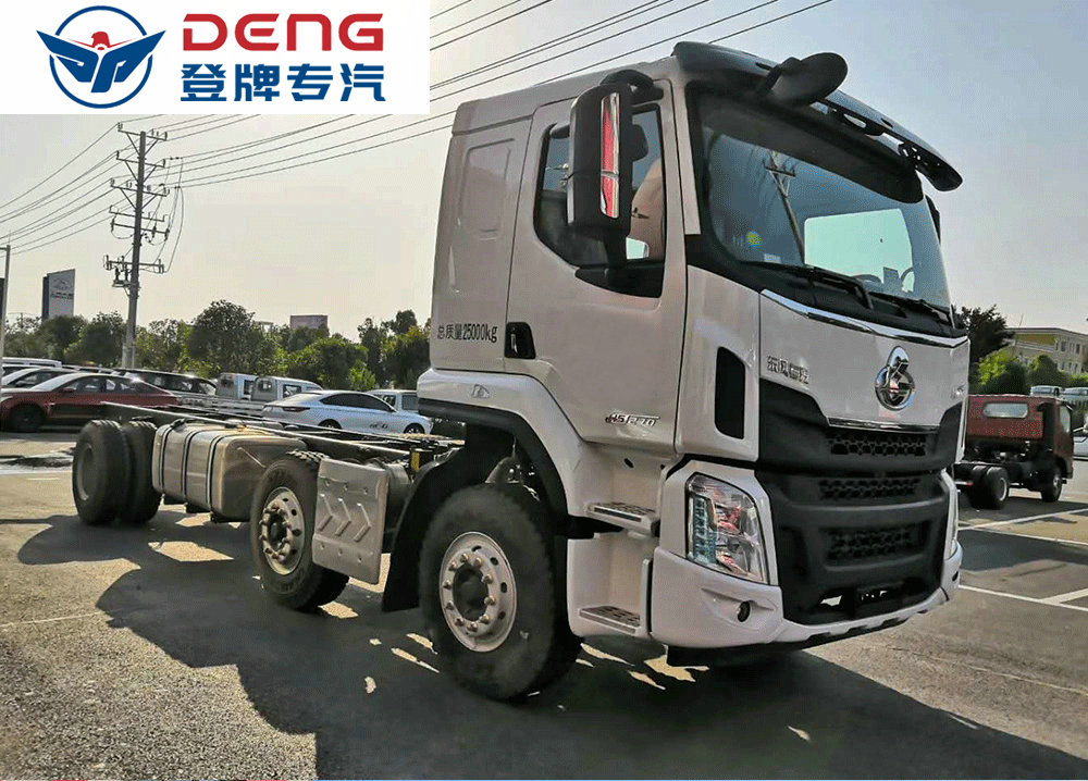 國六國六柳汽小三軸平板運輸車_07